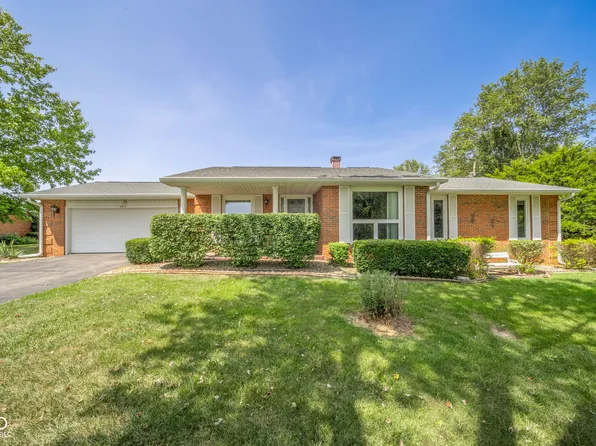 2477 N East Raintree Dr, New Castle, IN 47362