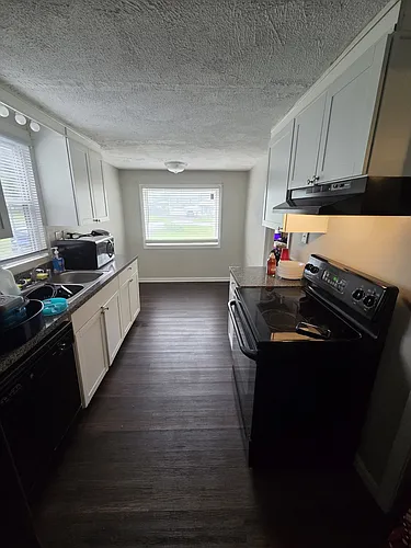1303 1/2 Helck Ave Photo 1