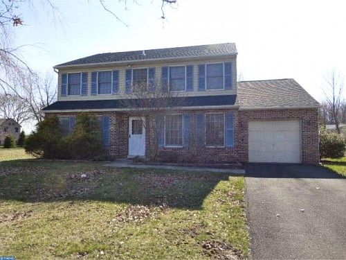 1st image of 1341 Willow Dr
