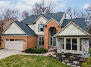1578 Sugar Maple Way, West Bloomfield, MI 48324