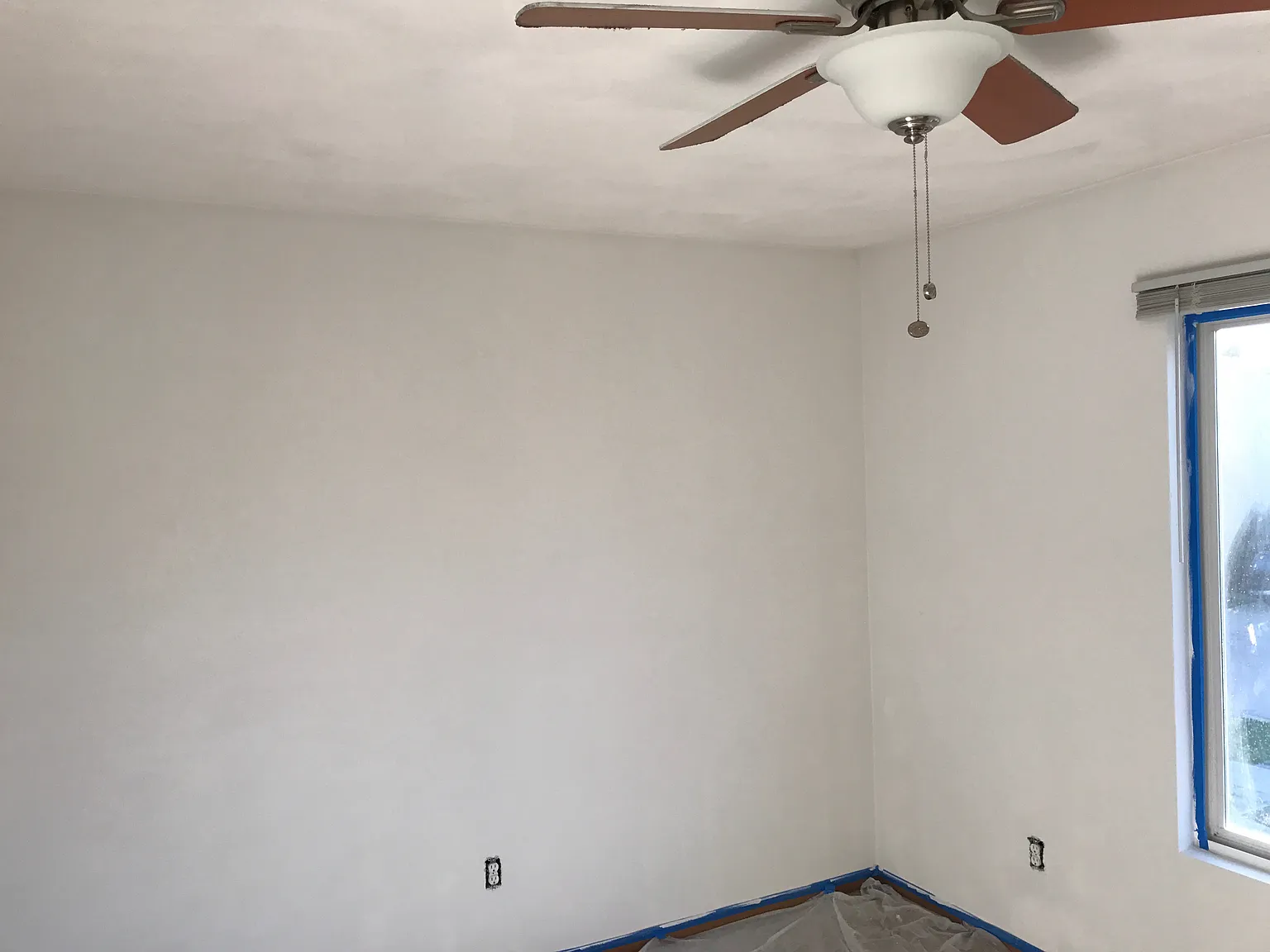 239 N Combs Ave photo 1