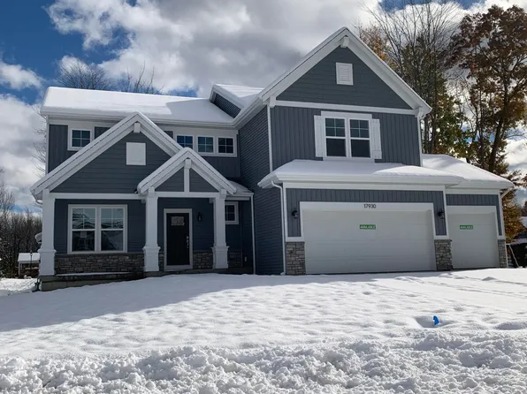 17903 Arbor Tree Dr #26, Spring Lake, MI 49456