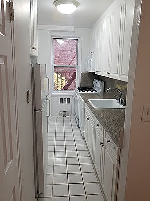 1st image of 472 6th Ave #3F