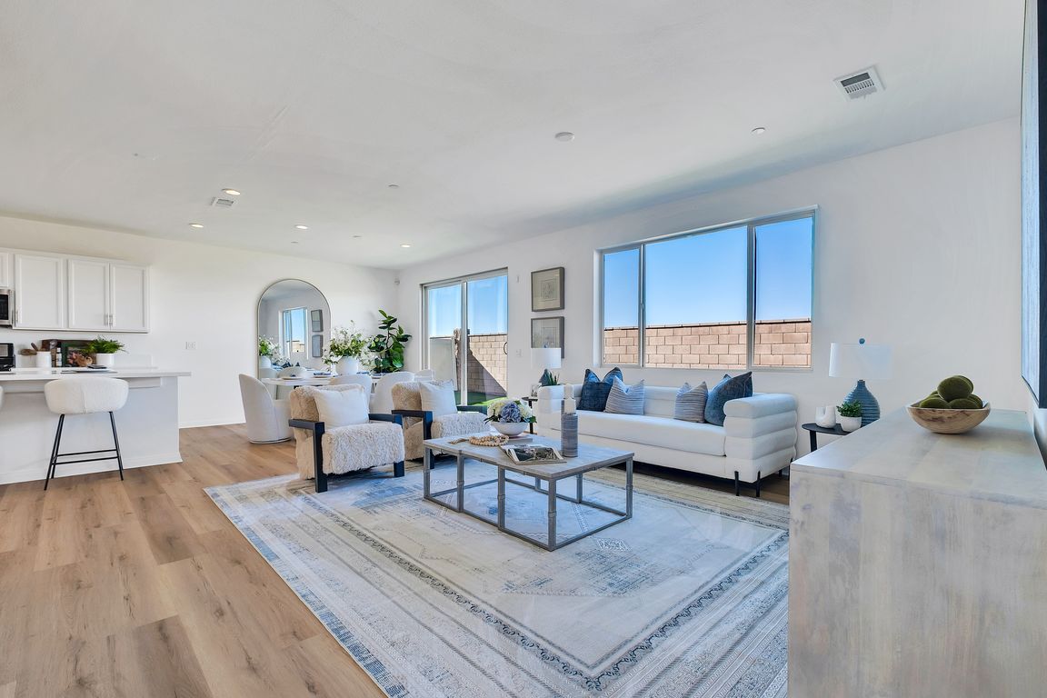 next background image