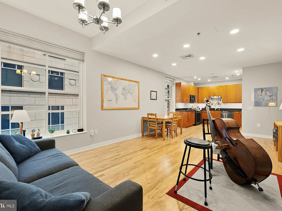 675 East St NW #350