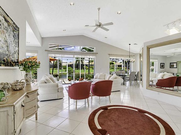 5th image of 4550 Carlton Golf Dr