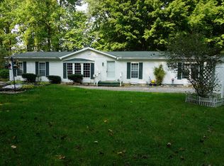 47563 60th St, Lawrence, MI 49064