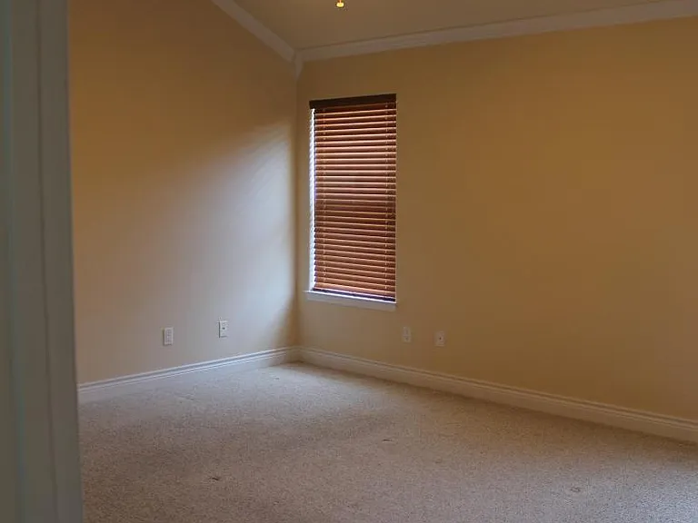 336 Skyline Dr — Photo 20