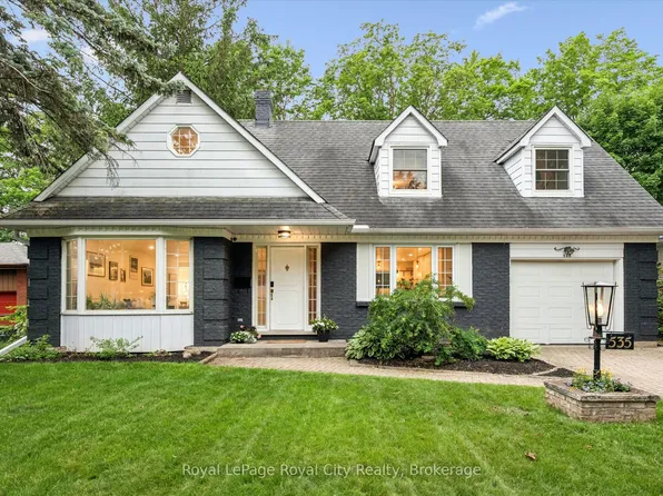535 Sprucehill Ave, Waterloo, ON N2L 4V8