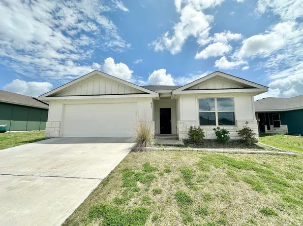 833 Freedom Cir, Nolanville, TX 76559