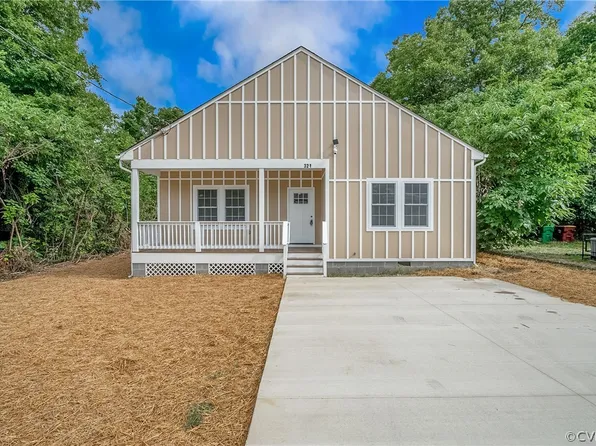 321 Mistletoe St, Petersburg, VA 23803