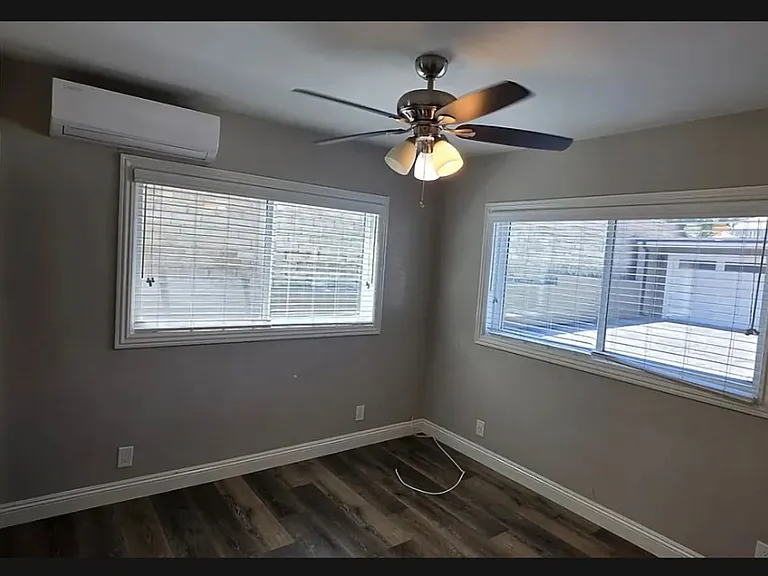 145 E Sierra Madre Blvd — Photo 7