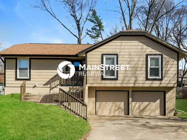 8702 Linda Ln, Pleasant Valley, MO 64068