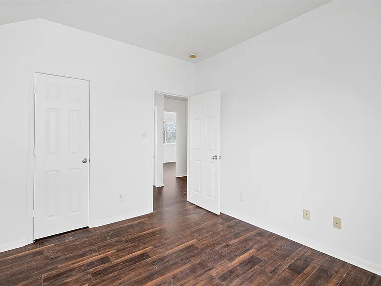 13223 Southpoint Ln — Photo 24
