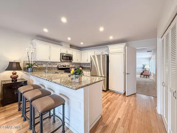 2270 Portola Ln, Westlake Village, CA 91361