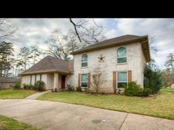 302 Augusta Dr, Huntsville, TX 77340