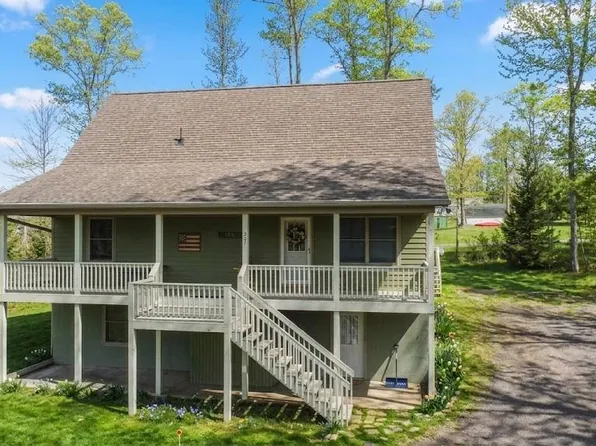 37 Sugar Maple Ln, Mc Henry, MD 21541