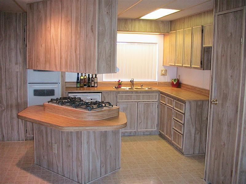 Cook's Kitchen with Newer Appliances