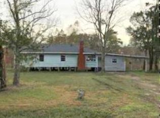26207 Black Lake Club Rd, Maurepas, LA 70449