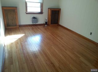 61 Highland Pl, Ridgefield Park, NJ 07660