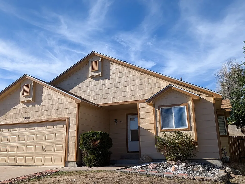 5444 Hicks Dr