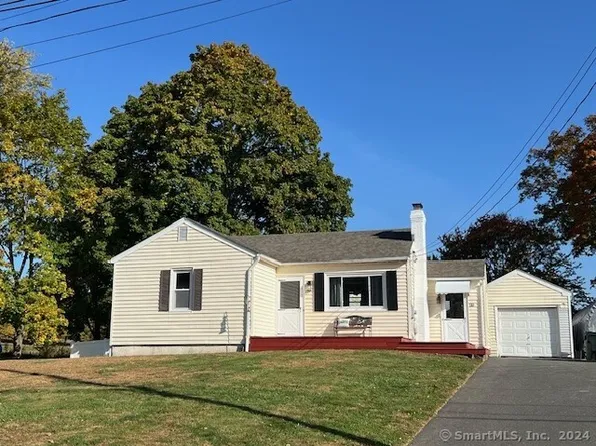 88 North Ridgeland Road, Wallingford, CT 06492