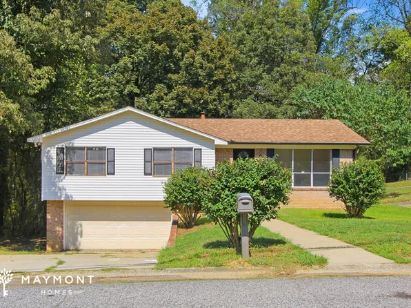 712 2nd Pl, Pleasant Grove, AL 35127