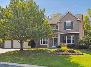 17141 Bainbridge Dr, Eden Prairie, MN 55347
