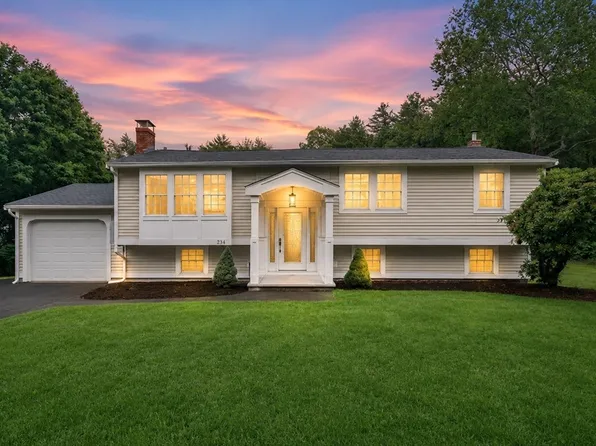 254 Winter St, Hanover, MA 02339