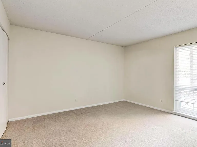 11841 Shire Ct #11 — Photo 23