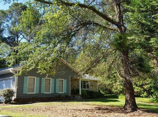 1655 Webb Gin House Rd, Snellville, GA