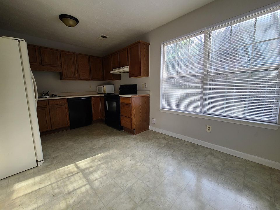 1st image of 2852 Hanna Pl