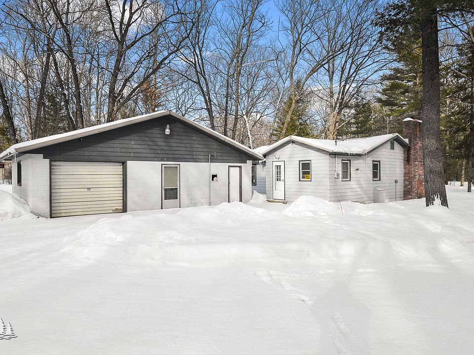 1st image of 1631 Oakwood St