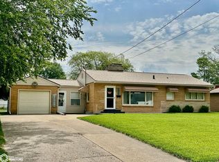 1416 Hagemann Ave, Burlington, IA 52601