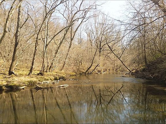 4th image of 4684 Black Hill Rd