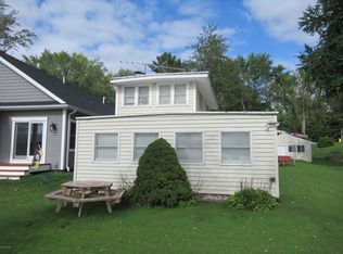 14723 Elm Dr, Marcellus, MI 49067