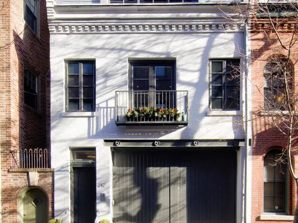 247 S Van Pelt St, Philadelphia, PA 19103