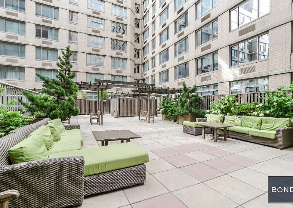 1st image of 200 W 26th St APT 3C