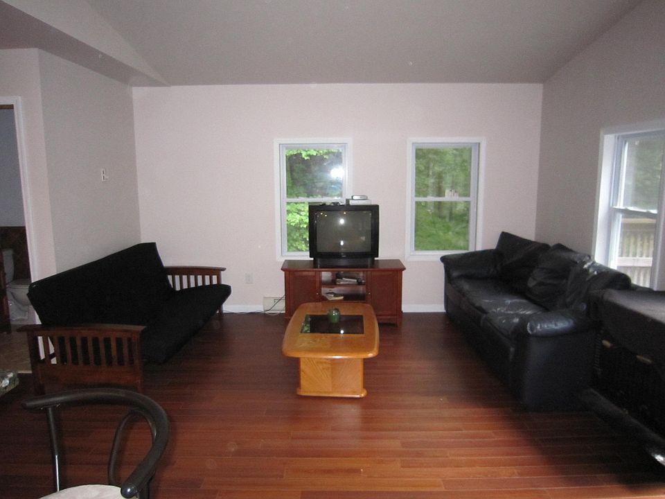 1st image of 463 Tanglewood Dr