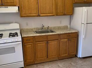 35-30 34th St #3A, Astoria, NY 11106