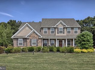 2 Legacy Ln, Myerstown, PA 17067