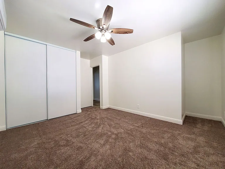 Orchard Villa Townhomes — Photo 8