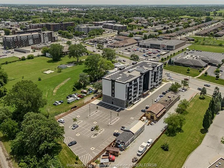 11646 Tecumseh Rd E #201 — Photo 30