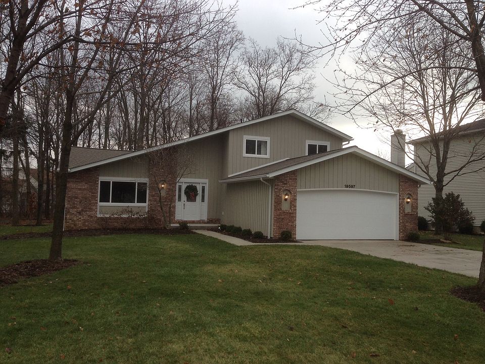 1st image of 19597 Bennington Dr