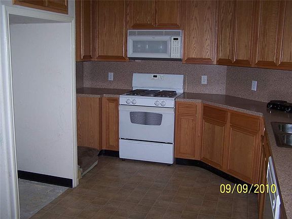 5th image of 3103 Mustang Meadow Ln