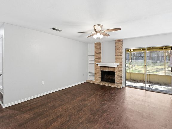 4th image of 5938 Oak Run St