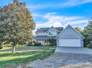 813 197th Pl, Pella, IA 50219