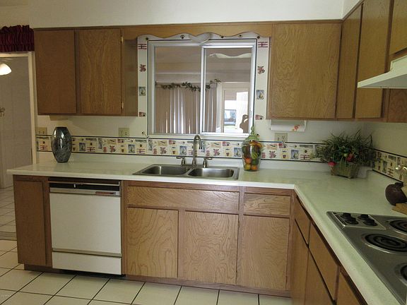 5th image of 10411 N 106th Ave