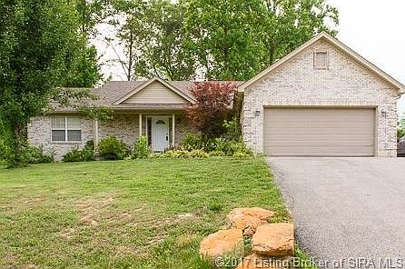 1st image of 436 Lakeridge Dr