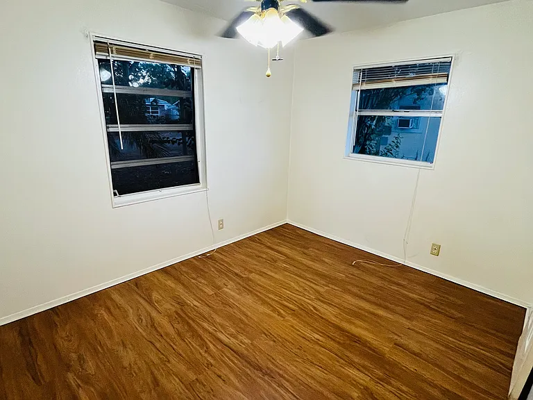5325 Lime Ave — Photo 15
